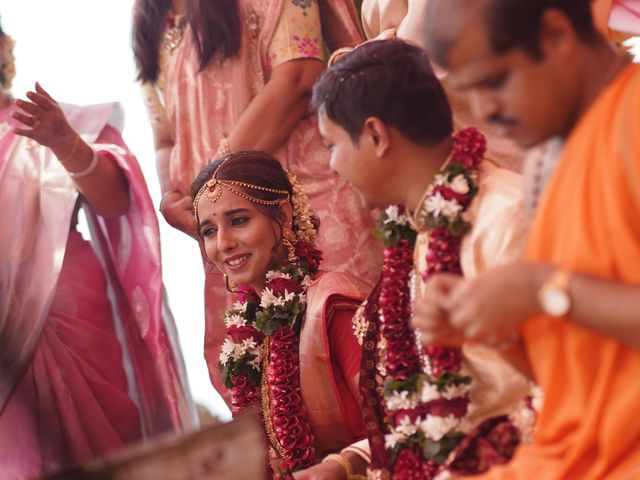 Sonia and Sarang&apos;s wedding in Mumbai, Maharashtra 230