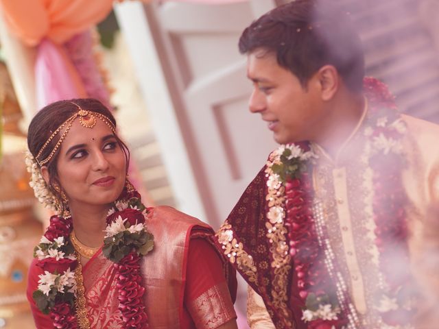 Sonia and Sarang&apos;s wedding in Mumbai, Maharashtra 233