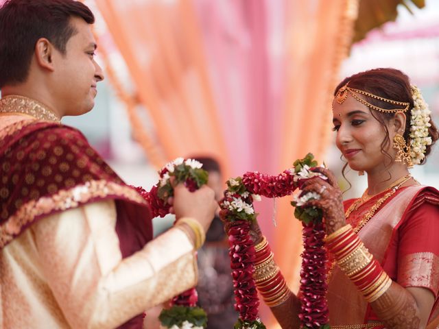 Sonia and Sarang&apos;s wedding in Mumbai, Maharashtra 252