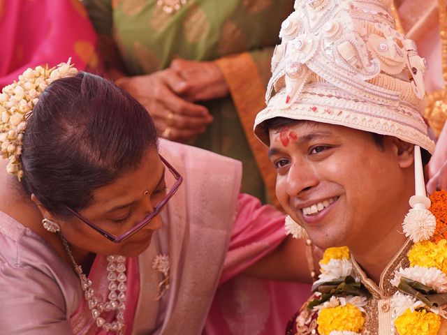 Sonia and Sarang&apos;s wedding in Mumbai, Maharashtra 302