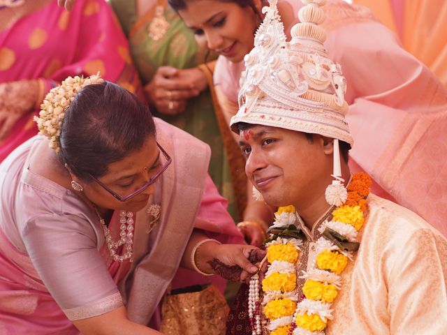 Sonia and Sarang&apos;s wedding in Mumbai, Maharashtra 304