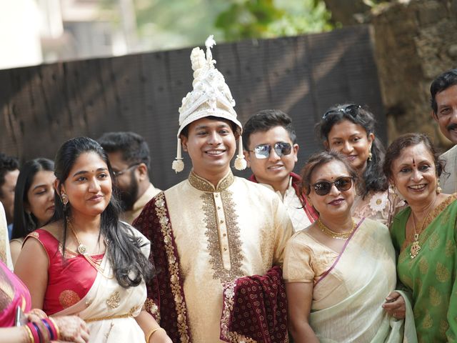 Sonia and Sarang&apos;s wedding in Mumbai, Maharashtra 362