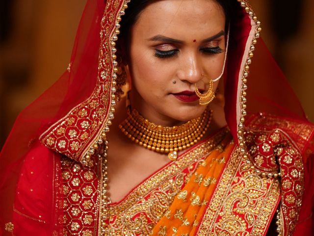 Devyani and Vaibhav&apos;s wedding in Bhopal, Madhya Pradesh 12