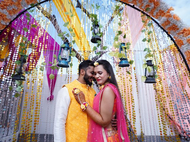 Devyani and Vaibhav&apos;s wedding in Bhopal, Madhya Pradesh 18