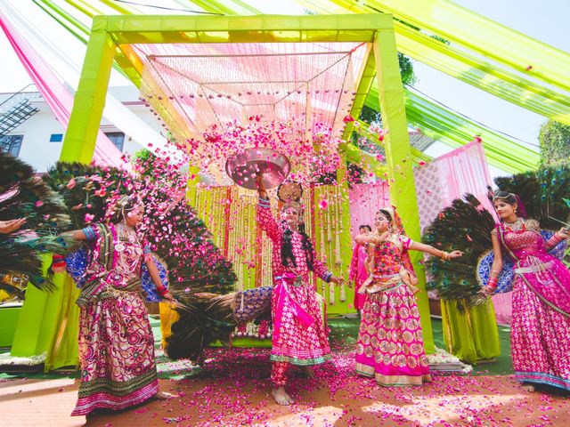 Purvai and Sarab&apos;s wedding in Dehradun, Uttarakhand 29