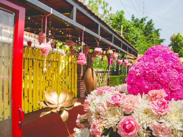 Purvai and Sarab&apos;s wedding in Dehradun, Uttarakhand 32