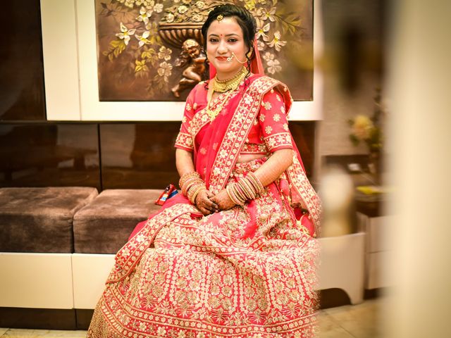 Mandira and Gourav&apos;s wedding in Kolkata, West Bengal 14