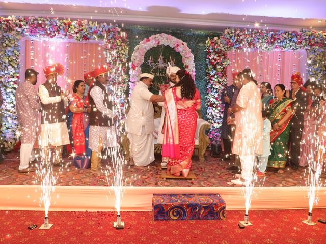 Samruddhi and Ajinkya&apos;s wedding in Pune, Maharashtra 10