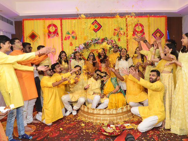 Samruddhi and Ajinkya&apos;s wedding in Pune, Maharashtra 15