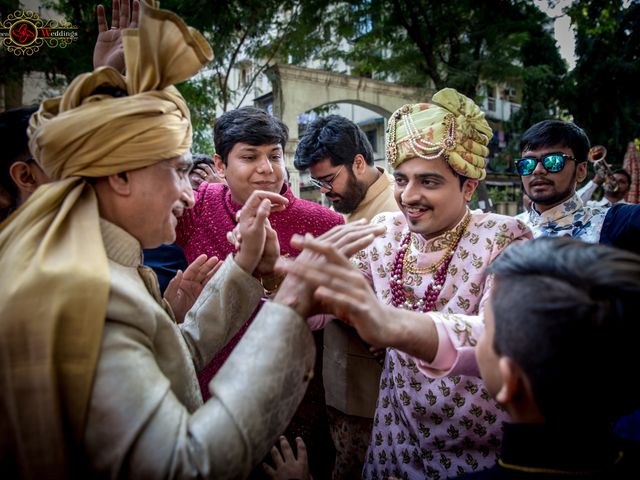 Krina and Manan&apos;s wedding in Mumbai, Maharashtra 18