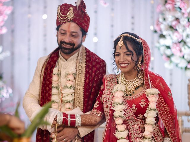 Abhishek and Sushma&apos;s wedding in Mumbai, Maharashtra 27