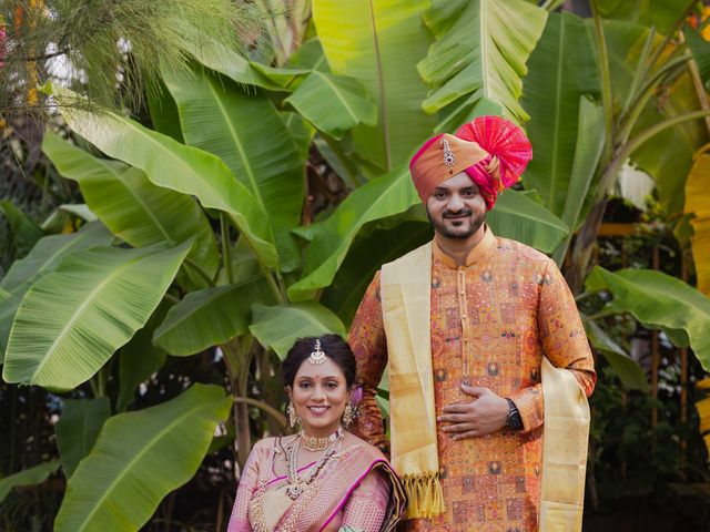 Akshay and Kalyani&apos;s wedding in Raigad, Maharashtra 16