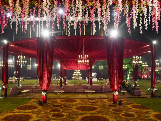 Surabhi and Tushal&apos;s wedding in Lucknow, Uttar Pradesh 7