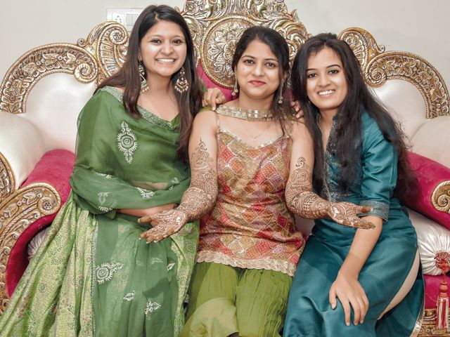 Surabhi and Tushal&apos;s wedding in Lucknow, Uttar Pradesh 12