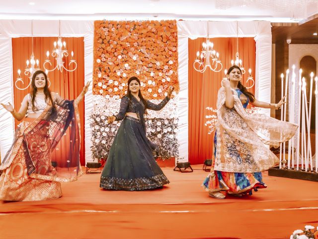 Surabhi and Tushal&apos;s wedding in Lucknow, Uttar Pradesh 15