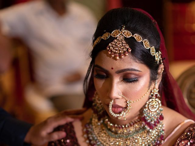 Roshni and Shashank&apos;s wedding in Khordha, Odisha 19