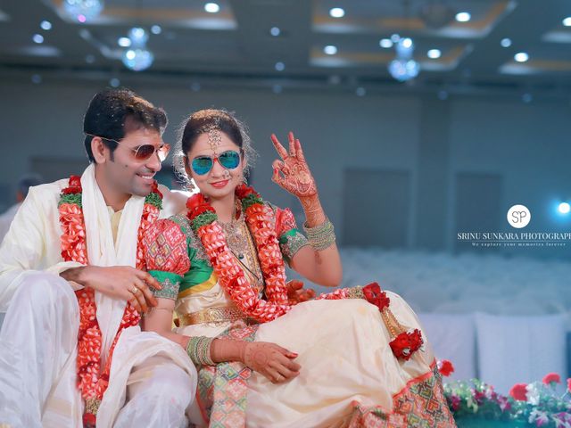 Sahiti and Hari&apos;s wedding in Guntur, Andhra Pradesh 17