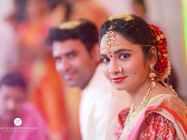Sahiti and Hari&apos;s wedding in Guntur, Andhra Pradesh 18
