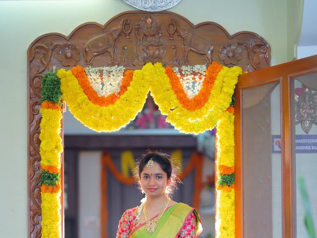 Sahiti and Hari&apos;s wedding in Guntur, Andhra Pradesh 5