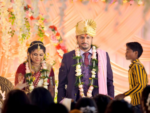 Vivek and Shivangi&apos;s wedding in Lucknow, Uttar Pradesh 24