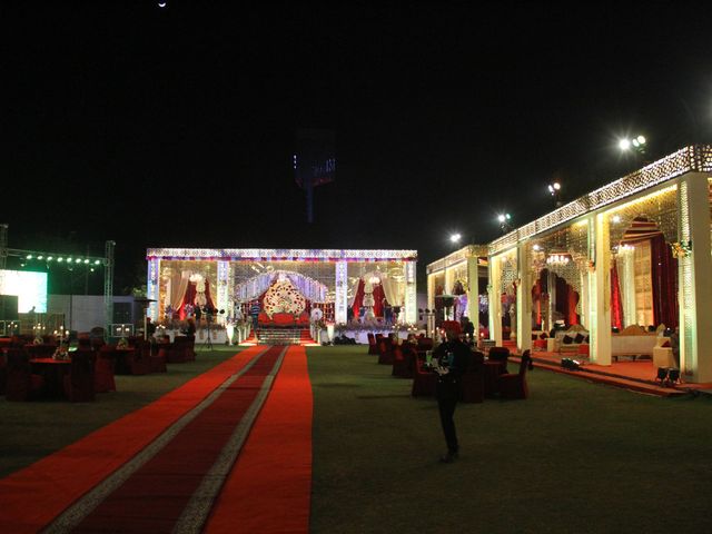 Shilpa and Sahil&apos;s wedding in North Delhi, Delhi NCR 27