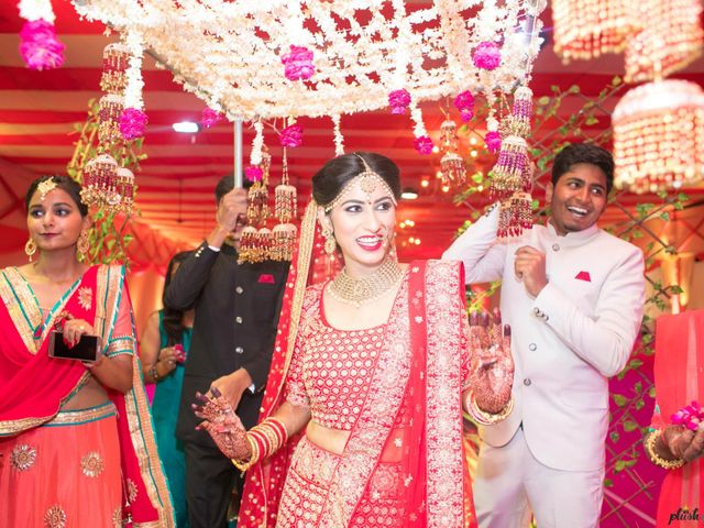 Soumya and Ayush&apos;s wedding in Indore, Madhya Pradesh 3