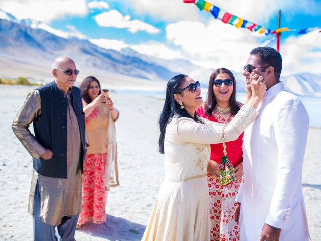 Shachi and Rikhil&apos;s wedding in Leh, Ladakh 51