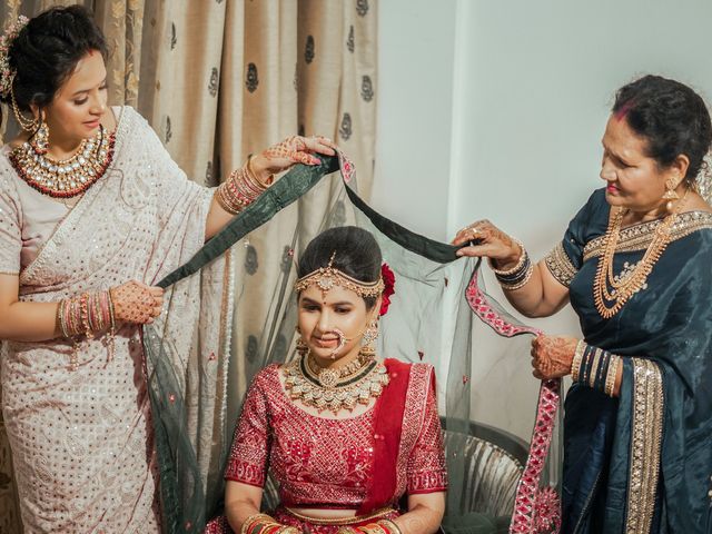 Chetan and Menika&apos;s wedding in Lucknow, Uttar Pradesh 39
