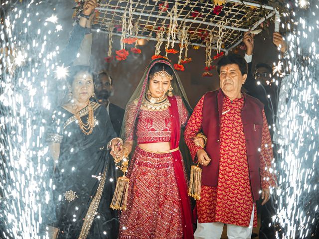 Chetan and Menika&apos;s wedding in Lucknow, Uttar Pradesh 49