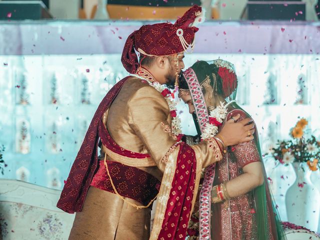 Chetan and Menika&apos;s wedding in Lucknow, Uttar Pradesh 54