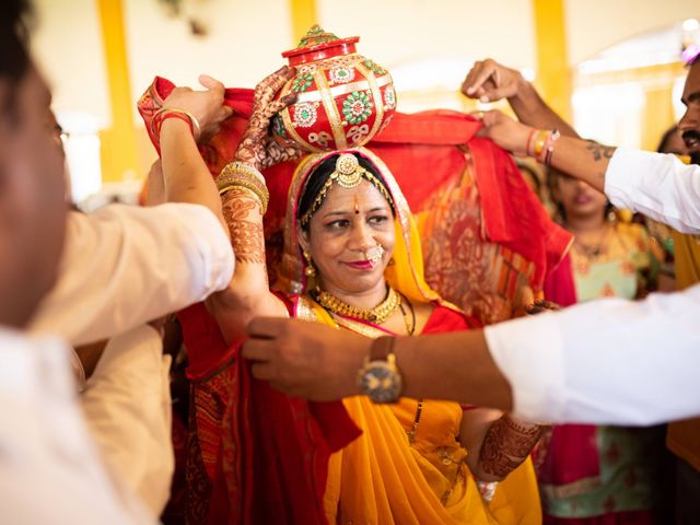 Suraj and Pooja&apos;s wedding in Neemuch, Madhya Pradesh 10