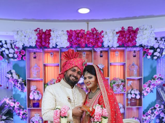 Lipi and Badal&apos;s wedding in Ghaziabad, Delhi NCR 32
