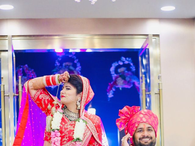 Lipi and Badal&apos;s wedding in Ghaziabad, Delhi NCR 36