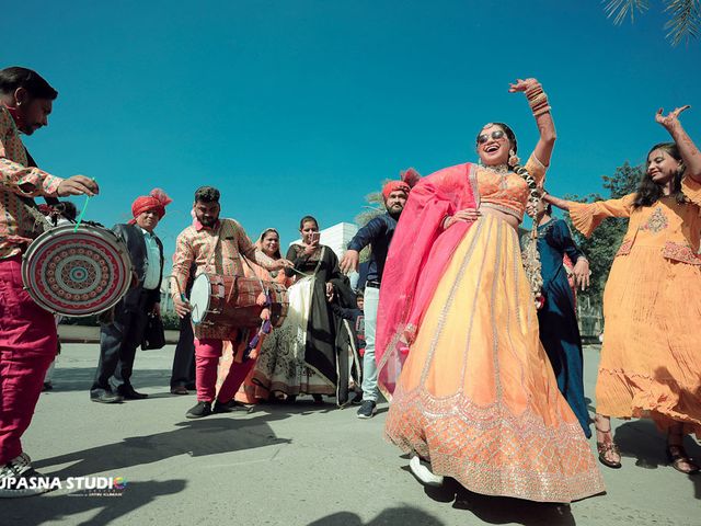 Aashita and + Akhil&apos;s wedding in Amritsar, Punjab 36