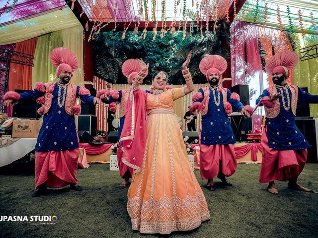 Aashita and + Akhil&apos;s wedding in Amritsar, Punjab 45