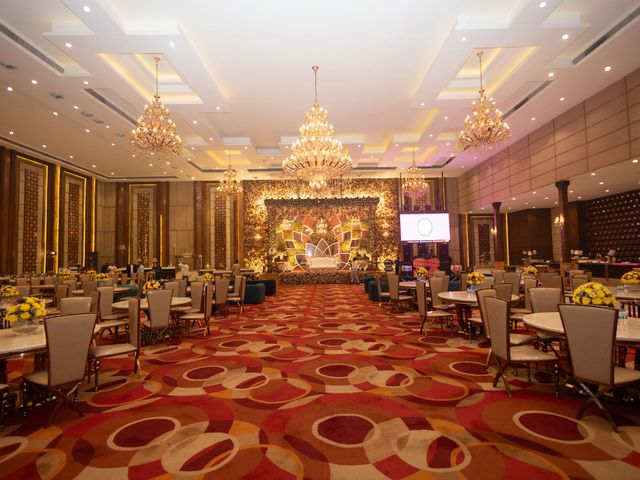 Kirti and Vinit&apos;s wedding in Noida, Delhi NCR 31