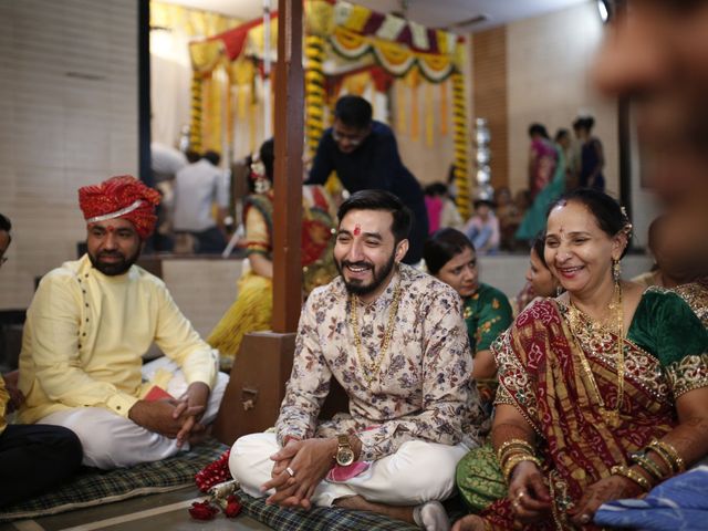 Jigar and Manali&apos;s wedding in Mumbai, Maharashtra 18