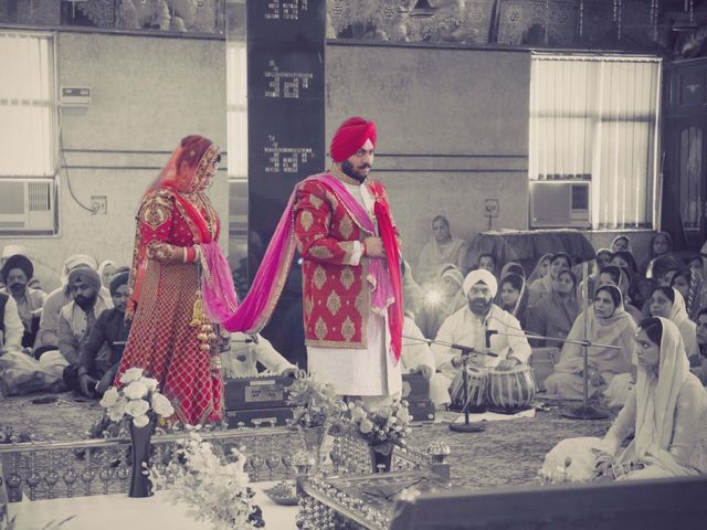 Priti and Gunjit's wedding in South Delhi, Delhi NCR 22