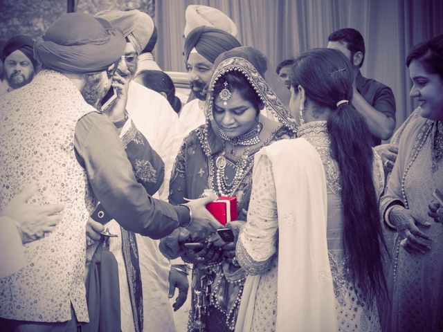 Priti and Gunjit's wedding in South Delhi, Delhi NCR 27
