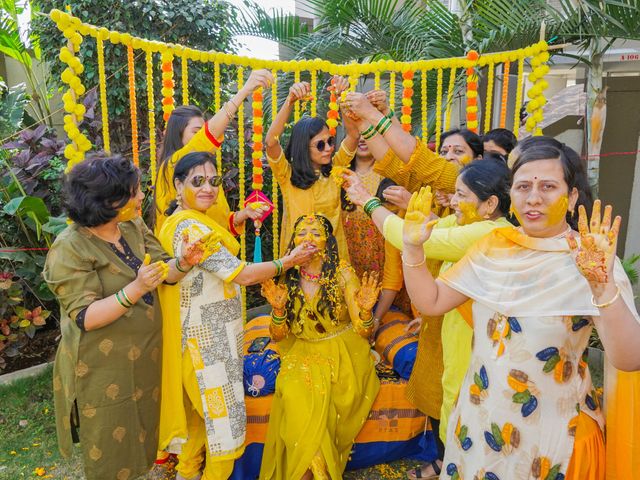 Vaidehi and Rutuparna&apos;s wedding in Pune, Maharashtra 7