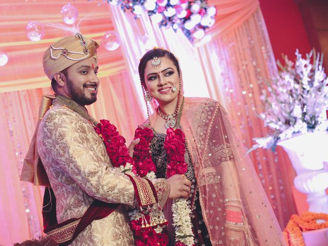 Purnima and Subrat&apos;s wedding in Ghaziabad, Delhi NCR 12
