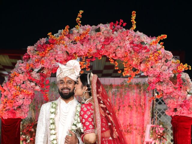 Rashmi and Ashish's wedding in Greater Noida, Delhi NCR 8