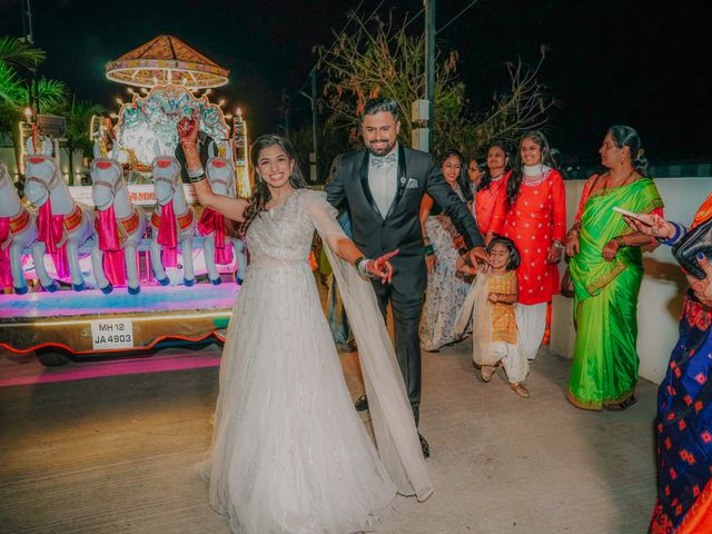 Sameeksha and Rohan&apos;s wedding in Pune, Maharashtra 33