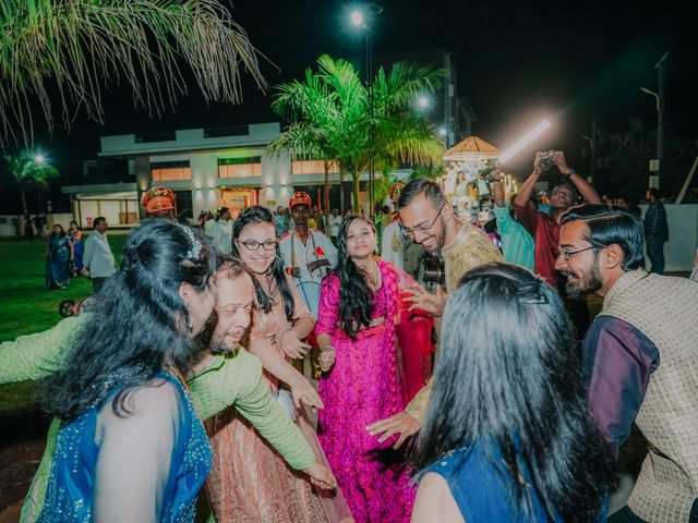 Sameeksha and Rohan&apos;s wedding in Pune, Maharashtra 35