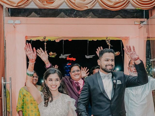 Sameeksha and Rohan&apos;s wedding in Pune, Maharashtra 38