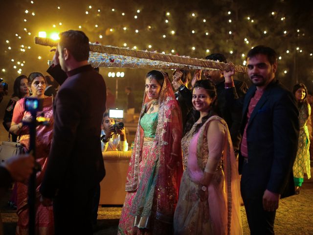 Sakshi and Saurabh's wedding in South Delhi, Delhi NCR 28
