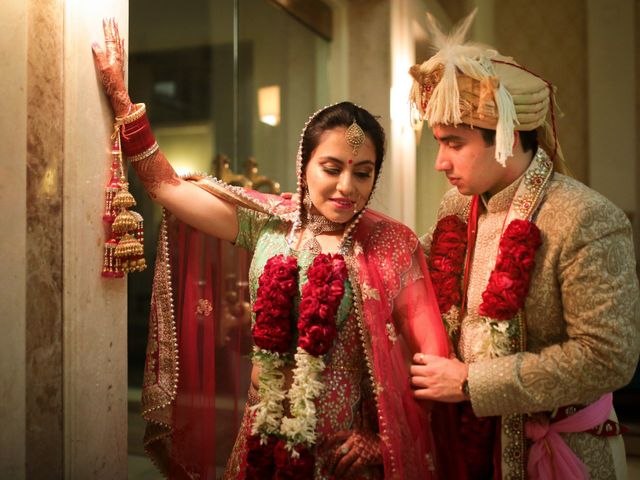 Sakshi and Saurabh&apos;s wedding in South Delhi, Delhi NCR 34
