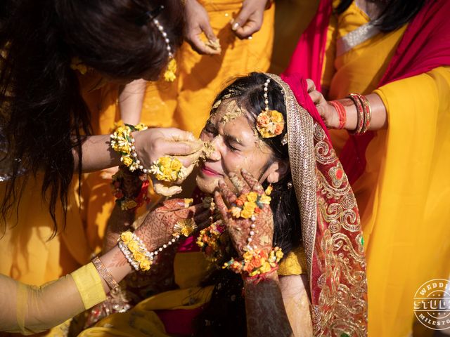 Pranjuli and Tarun&apos;s wedding in Gurgaon, Delhi NCR 17
