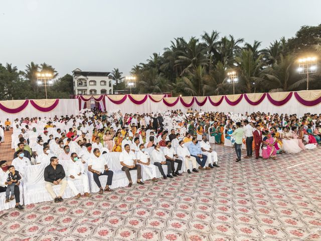 Anjali and Rakesh&apos;s wedding in Thane (District), Maharashtra 6