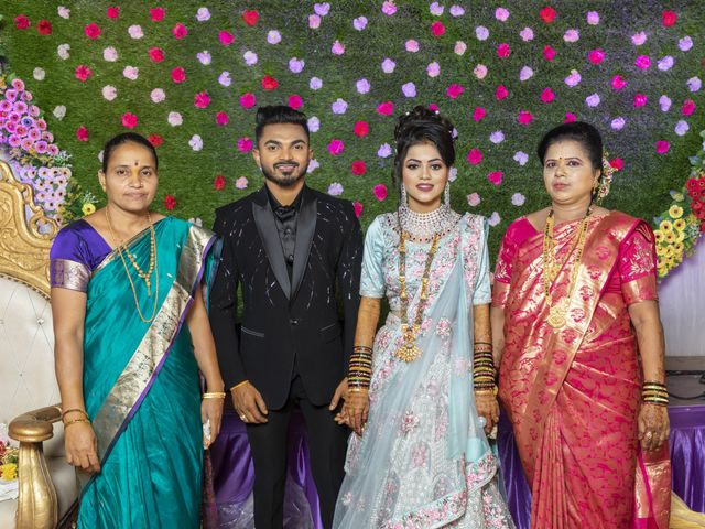 Anjali and Rakesh&apos;s wedding in Thane (District), Maharashtra 32
